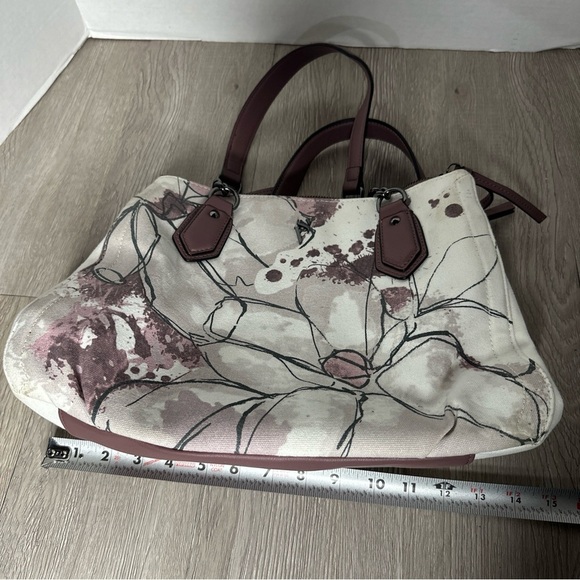 Simply Vera Wang Handbag Satchel Purse - Floral 14” x 9” - Picture 7 of 8